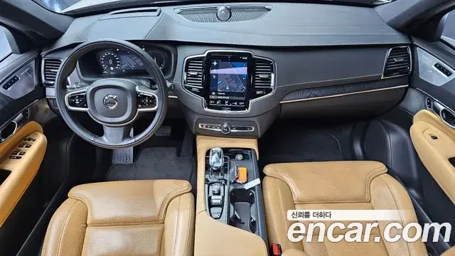 Volvo XC90 2021 — Фото 7/20