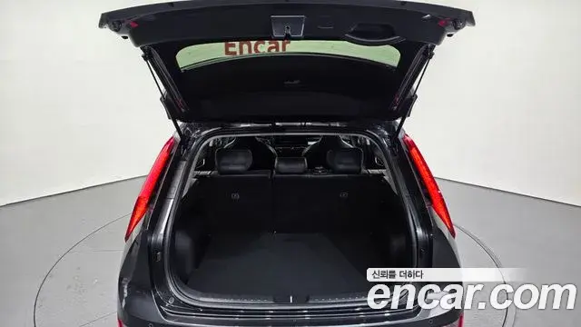 Kia Niro 2025 — ფოტო 16/20