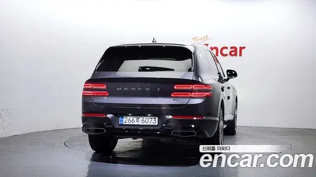 Genesis GV80 2021 — ფოტო 8/20