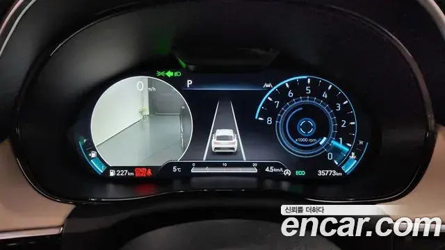 Genesis GV70 2022 — Photo 8/20