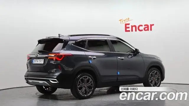 Kia Seltos 2021 — Photo 3/20