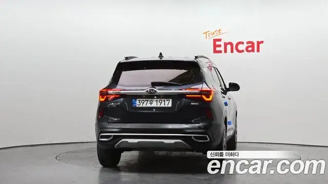 Kia Seltos 2021 — Photo 11/20