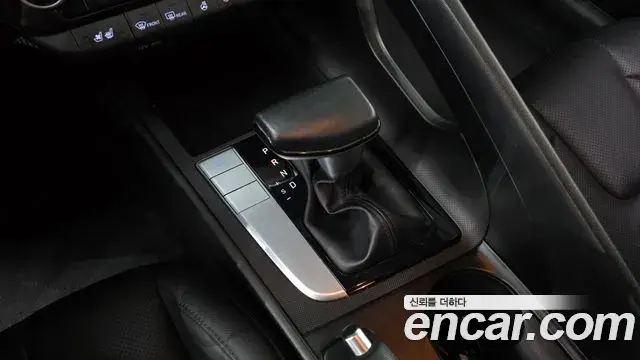 Hyundai The New Avante Hybrid 2020 — Şəkil 3/20