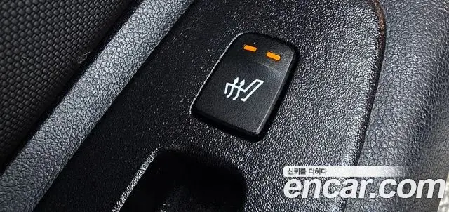 Hyundai The New Avante Hybrid 2021 — Photo 11/20