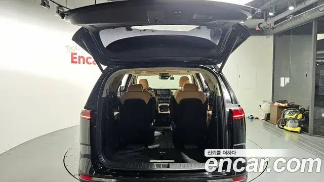 Kia Carnival 2021 — Şəkil 12/20