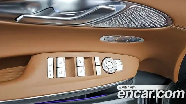 Genesis GV70 2022 — ფოტო 10/20