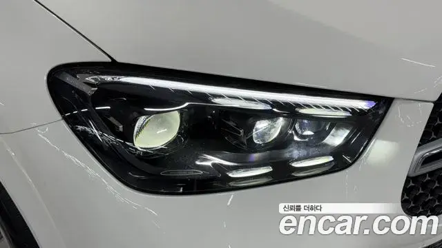 Mercedes-Benz GLE-Class 2025 — ფოტო 10/20