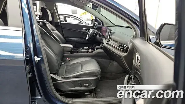 Kia Sportage 2023 — Фото 11/20