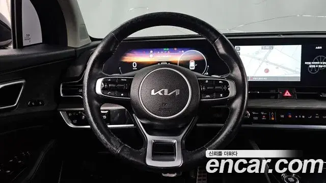 Kia Sportage 2023 — Фото 13/20