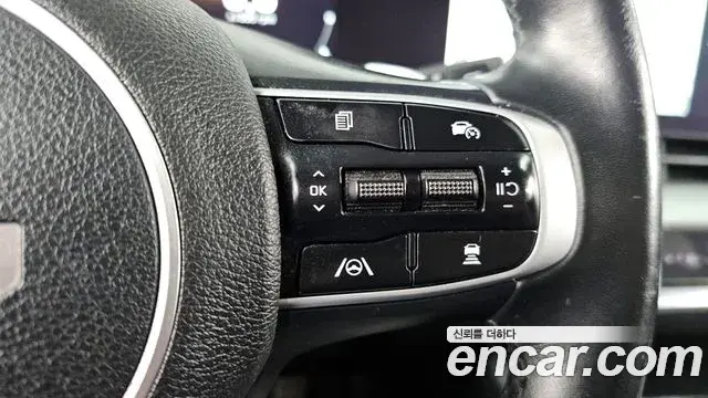 Kia Sportage 2023 — Фото 18/20