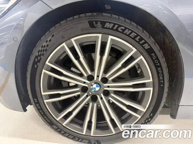 BMW 3 Series 2021 — Şəkil 2/20