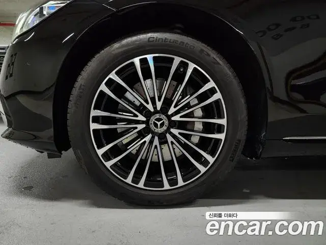Mercedes-Benz S-Class 2022 — ფოტო 18/20