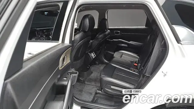 Kia Sorento 2021 — Photo 11/20