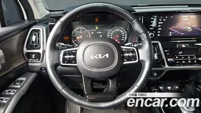 Kia Sorento 2021 — Photo 16/20