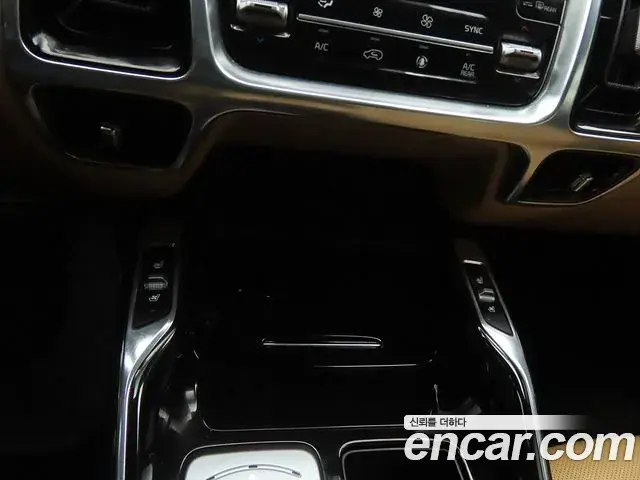 Kia Sorento 2020 — Фото 12/20