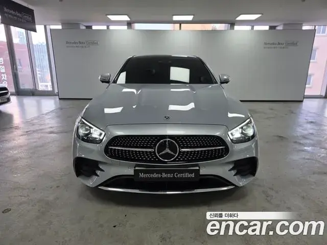 Mercedes-Benz E-Class 2022 — ფოტო 6/17