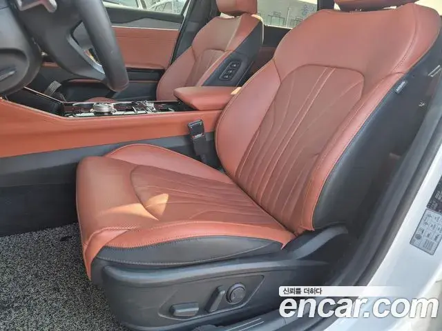 Kia K5 2023 — Şəkil 12/20