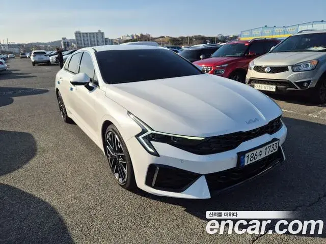 Kia K5 2023 — Şəkil 4/20