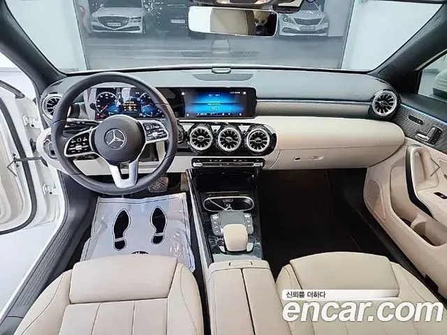 Mercedes-Benz A-Class 2022 — Şəkil 4/19