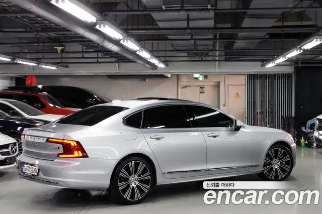 Volvo S90 2021 — Şəkil 9/20