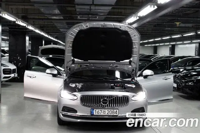 Volvo S90 2021 — Şəkil 18/20