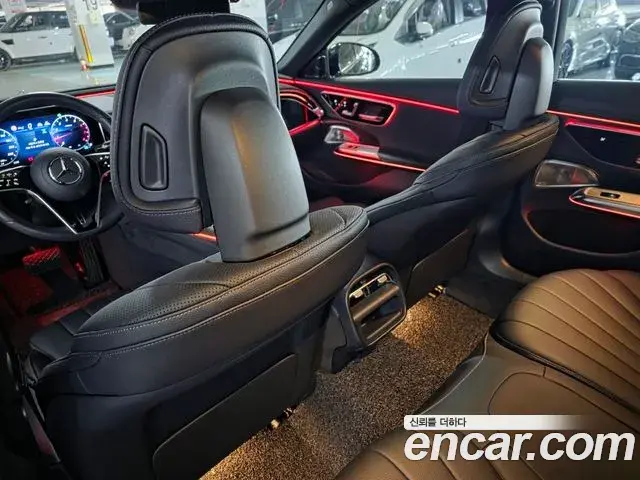 Mercedes-Benz E-Class 2024 — Photo 15/20