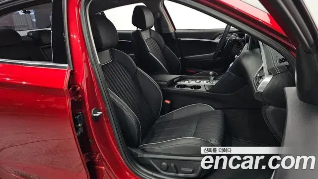 Genesis G70 2019 — ფოტო 5/20