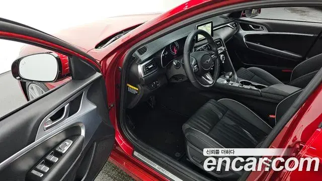Genesis G70 2019 — ფოტო 15/20