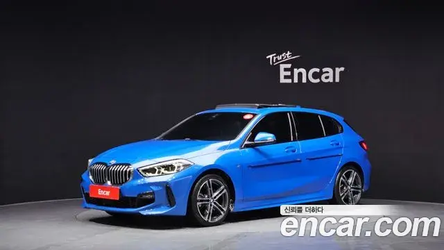 BMW 1 Series 2022 — Photo 1/20