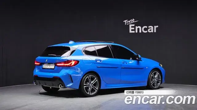 BMW 1 Series 2022 — Photo 2/20