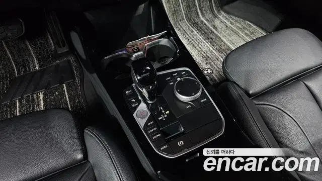 BMW 1 Series 2022 — Photo 18/20