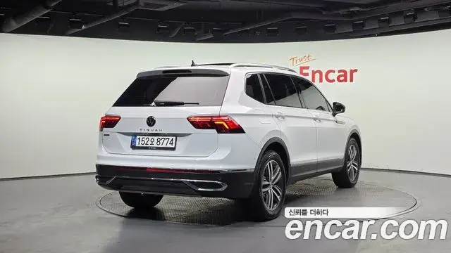 Volkswagen Tiguan Allspace 2022 — ფოტო 13/20