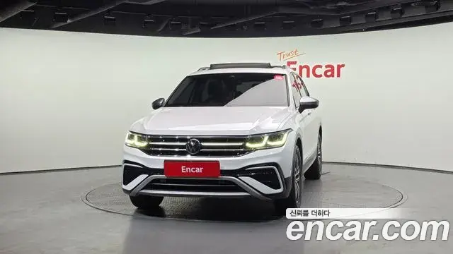 Volkswagen Tiguan Allspace 2022 — ფოტო 1/20