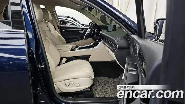 Genesis GV80 2020 — ფოტო 19/20