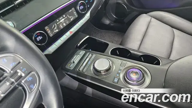 Genesis GV70 2022 — Şəkil 3/20