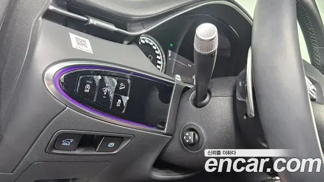 Genesis GV70 2022 — Şəkil 16/20
