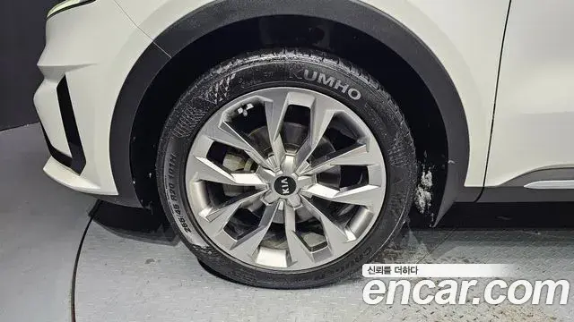 Kia Sorento 2020 — Фото 5/20