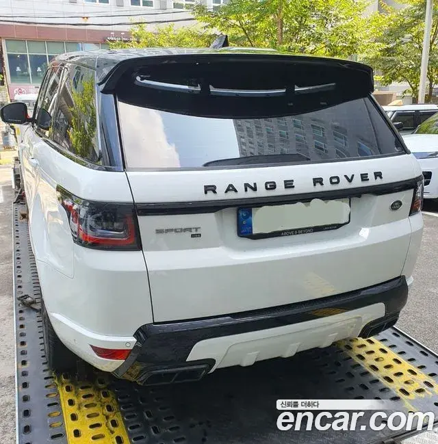 Land Rover Range Rover Sport 2021 — ფოტო 6/17