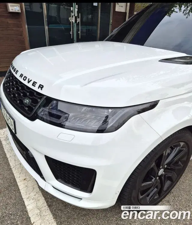 Land Rover Range Rover Sport 2021 — ფოტო 14/17