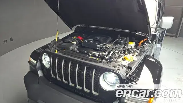 Jeep Wrangler 2022 — Photo 5/20