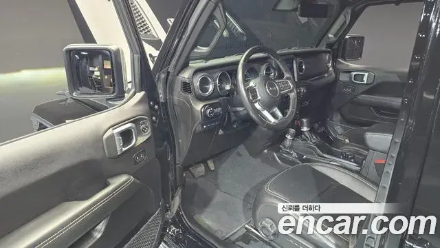 Jeep Wrangler 2022 — Photo 11/20