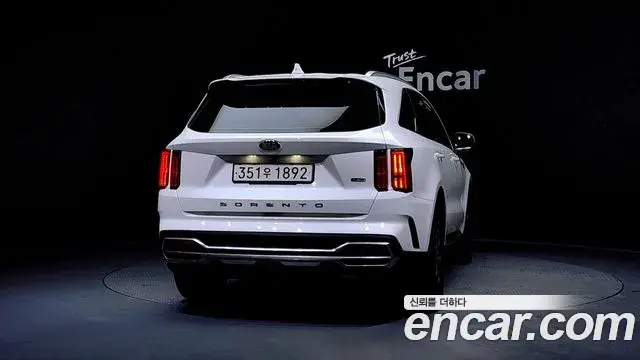 Kia Sorento 2021 — Photo 8/20