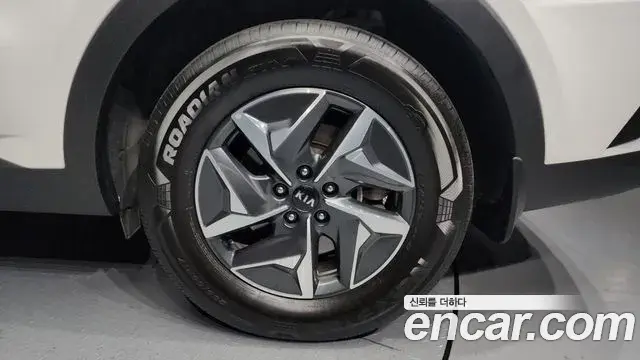 Kia Sorento 2021 — Photo 19/20