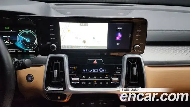Kia Sorento 2021 — Photo 14/20