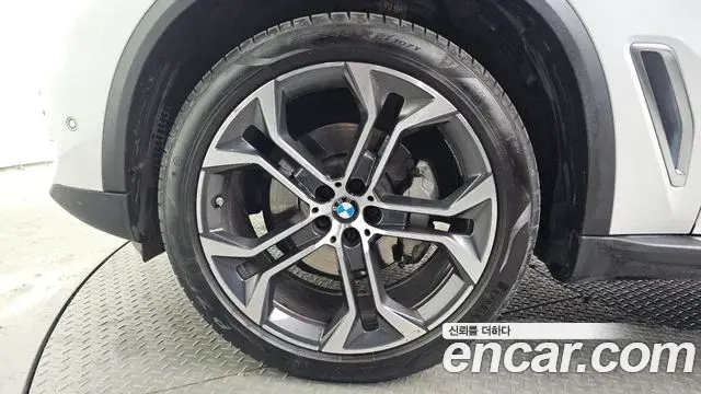 BMW X5 2022 — ფოტო 3/20