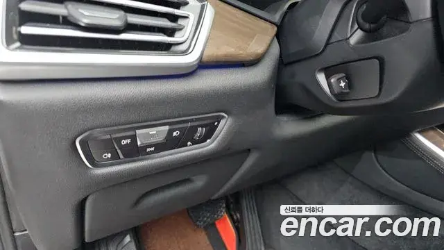 BMW X5 2022 — ფოტო 13/20