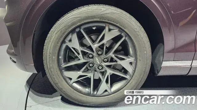 Genesis GV70 2021 — ფოტო 9/20