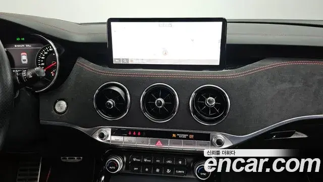 Kia Stinger Meister 2021 — Photo 15/20