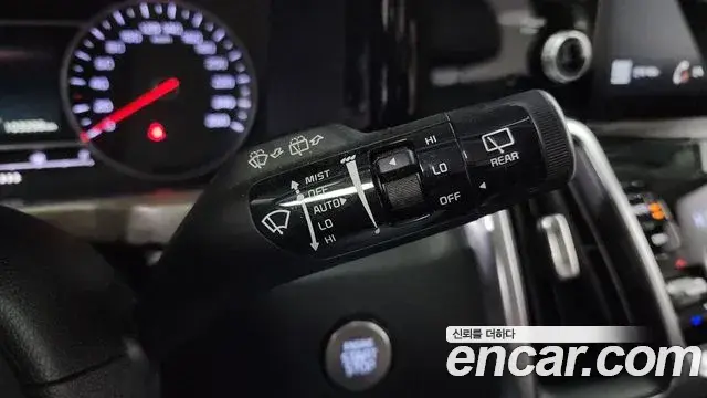 Kia Sorento 2021 — Фото 15/20