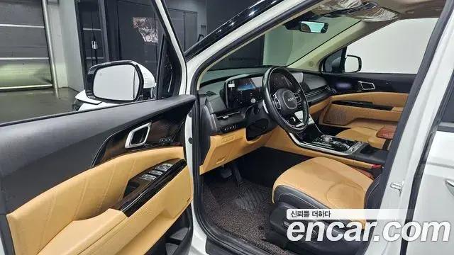 Kia Carnival 2022 — Фото 10/20